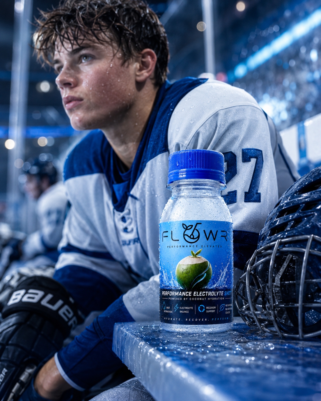 Hockey player holding a FlowR Coco Shot